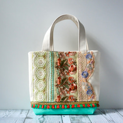 インド刺繍リボン　ミントグリーンの春カラートートバッグ 1枚目の画像