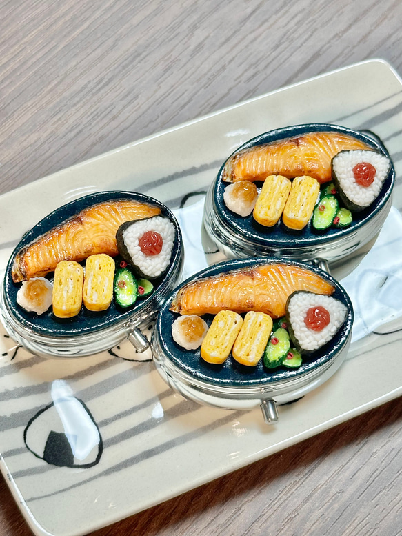 焼き鮭とだし巻きのピルケース【食品サンプル】 10枚目の画像