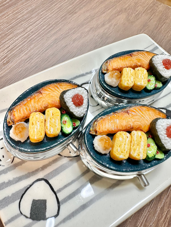 焼き鮭とだし巻きのピルケース【食品サンプル】 7枚目の画像