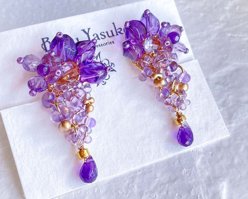 【129】アメジスト（紫水晶）＋水晶ピアス/イヤリング天然石ビーズ現品 129】アメジスト（紫水晶）＋水晶ピアス/イヤリング天然石ビーズ