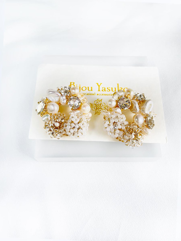 淡水珍珠圓形耳環珍珠施華洛世奇耳環寶石白色婚禮邀請卡正式 第11張的照片