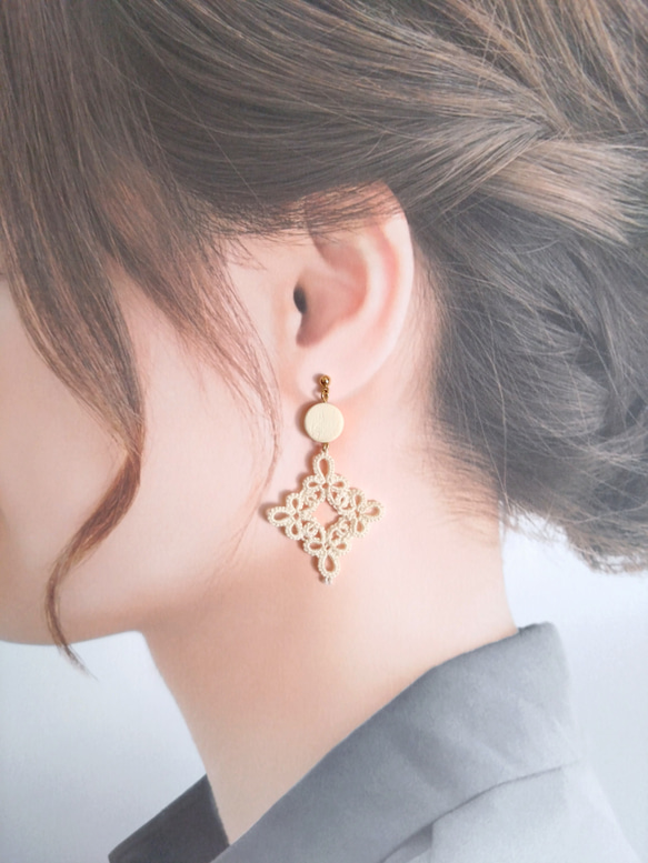piazza*＊。タティングレース ピアス*＊。オフホワイト 並糸＊ピアス 