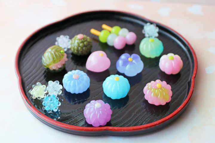 ガラスの和菓子・練り切り 小さなガラスの置き飾り☆ガラスの