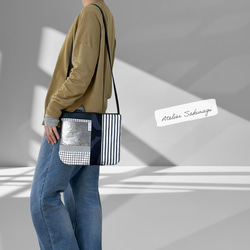 〈一点もの〉cut cloth bag スクエアサコッシュ/monotone & silver 3枚目の画像