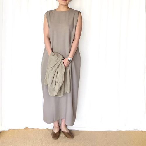 カジュアル〜フォーマル着も出来る」2WAYロングワンピ (グレージュ  
