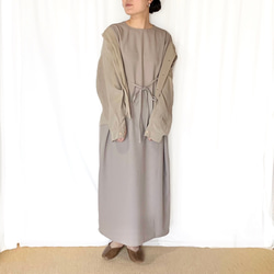 「カジュアル〜フォーマル着も出来る」2WAYロングワンピ (グレージュ) 4枚目の画像