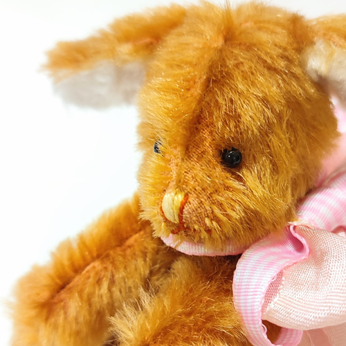 尻尾を引っ張るとメジャーが出てくる『うさぎさんメジャー