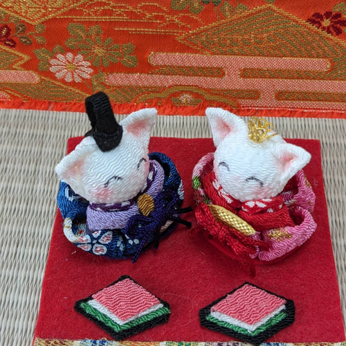 微笑む白ねこのお雛様 ちりめん細工ネコのお雛様 猫の雛人形 ひな人形