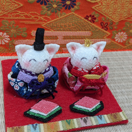 微笑む白ねこのお雛様 ちりめん細工ネコのお雛様 猫の雛人形 ひな人形