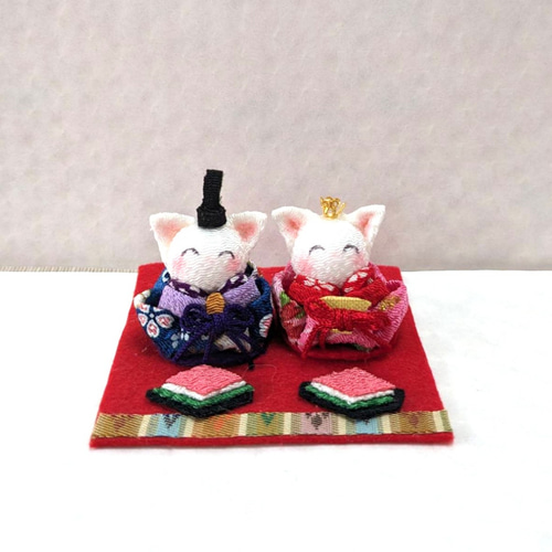 微笑む白ねこのお雛様 ちりめん細工ネコのお雛様 猫の雛人形 ひな人形