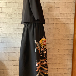梅の花　黒留袖リメイク　絹　ギャザースカート 5枚目の画像