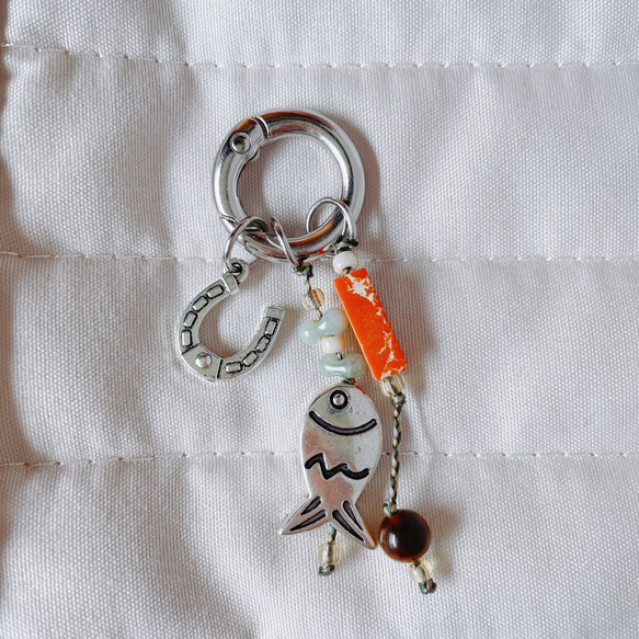 "fish and marble" keyring/ birthstone 選べる誕生石 ＆ チャーム キーリング 16枚目の画像