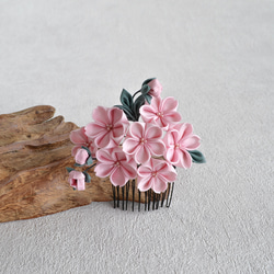 桜 コーム ✤ お花見 卒業式 結婚式のお呼ばれ 成人式 つまみ細工 髪飾り フォーマル 1枚目の画像