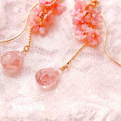 ふんわりピンクの枝垂れ桜ピアス/イヤリング 6枚目の画像