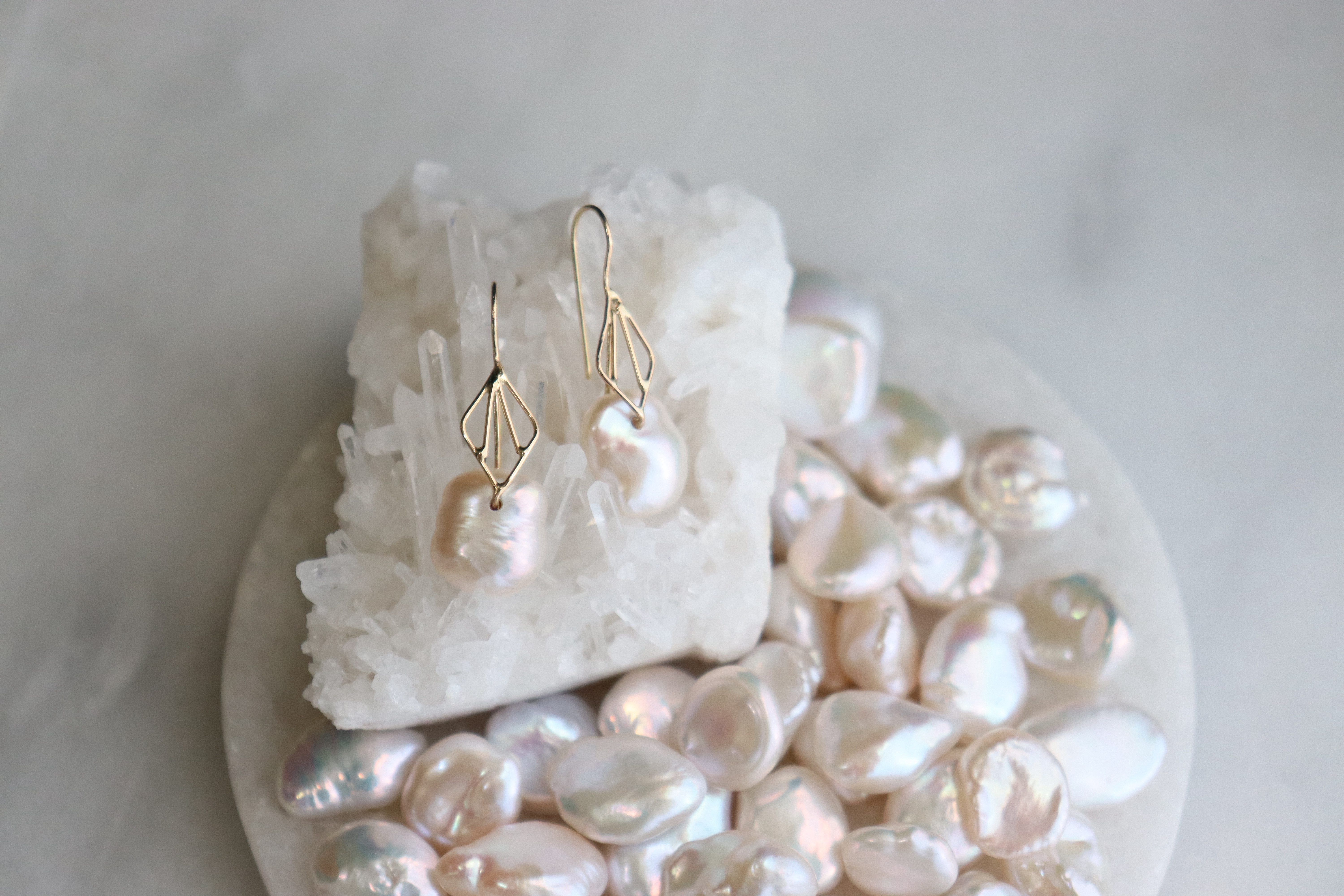 《k18YG》淡水バロックパール フックピアス/coquille series