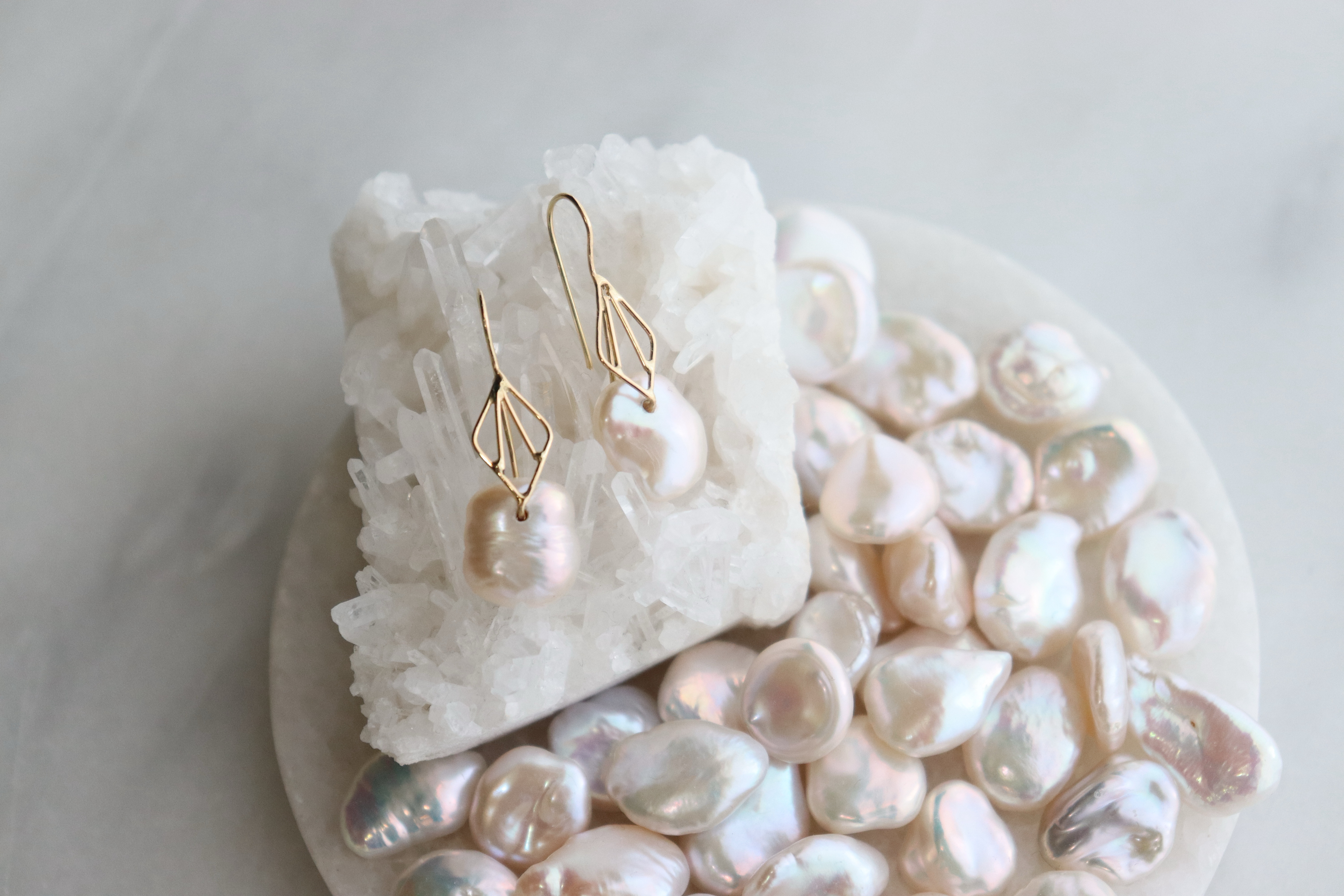 《k18YG》淡水バロックパール フックピアス/coquille series