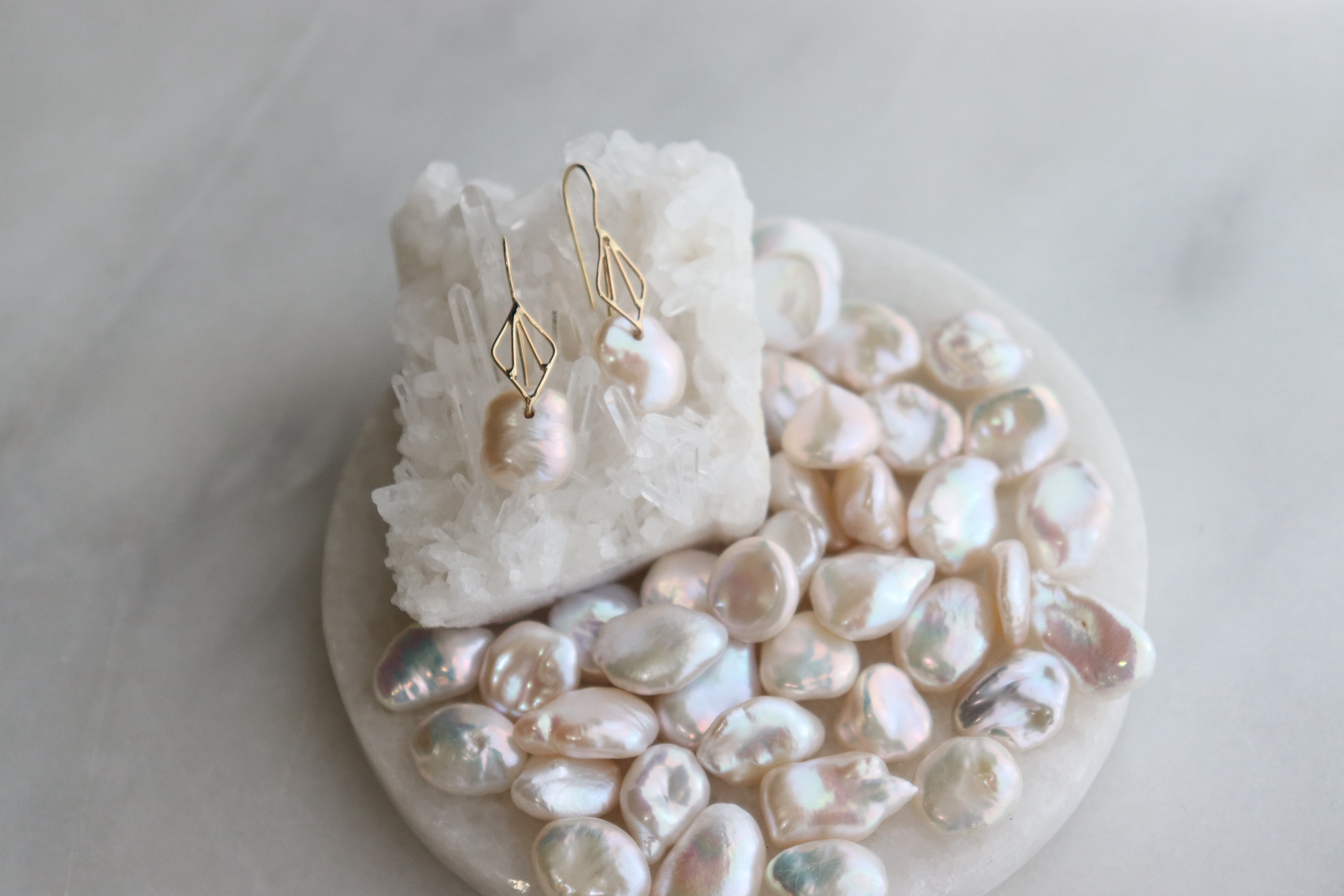 《k18YG》淡水バロックパール フックピアス/coquille series