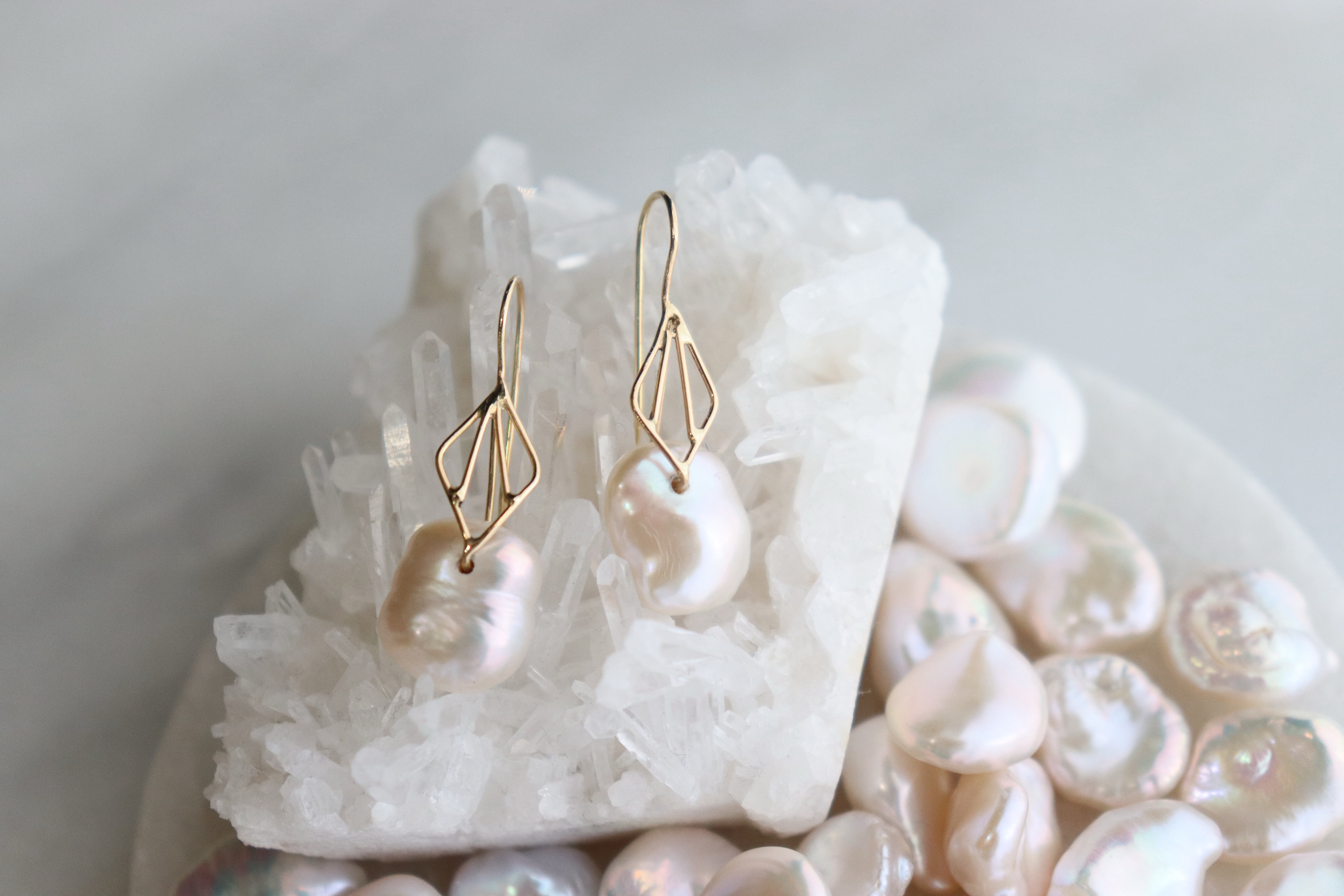 《k18YG》淡水バロックパール フックピアス/coquille series