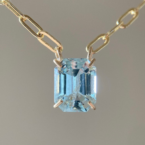 BOX付✨【母なる海の水】天然アクアマリン オーバル 14kgf ネックレス