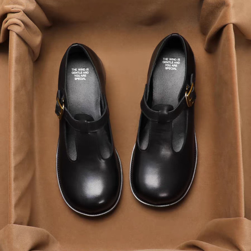 大人気な優秀すぎるメリージェーンシューズ 本革メリージェーン