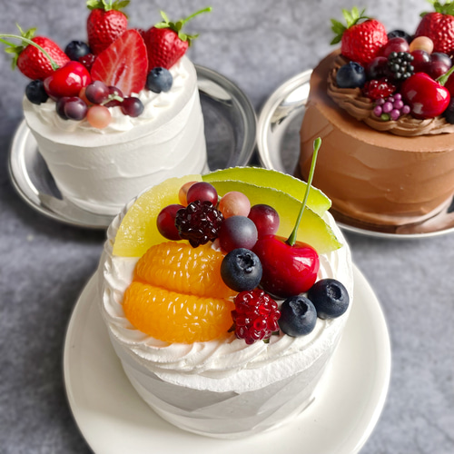 たなりー 様☆フルーツケーキの小物入れ☆フェイクスイーツ 食品サンプル ☆フルーツホールケーキの小物入れ☆フェイクスイーツ 食品