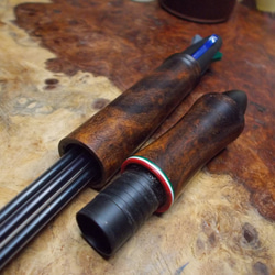 デザートアイアンウッドの4+1多機能ペン　アクロインキ0.7黒青赤緑の4色と０.5㎜シャープ　改造手作りペン！ 13枚目の画像