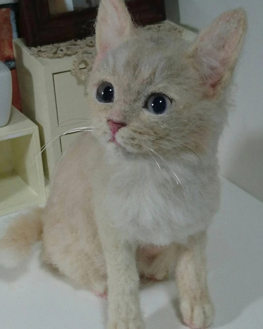 [羊毛フェルト]　うちの子　オーダーメイド　ハンドメイド　ペットロス　羊毛フェルト猫