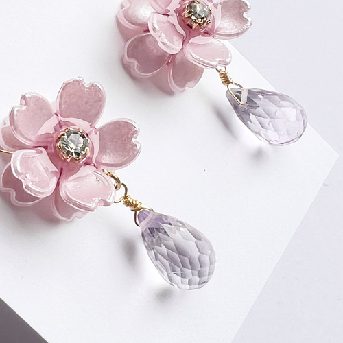 後ろ姿も美しい 桜と天然石ピンクアメジストのピアス・イヤリング 