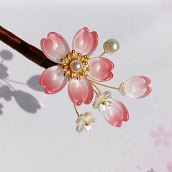 シンプルガラス桜の一本かんざし　ダークピンク 4枚目の画像