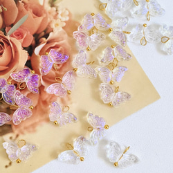 オーロラ 蝶 チャーム カン付き 10個 ちょうちょ パーツ 1枚目の画像