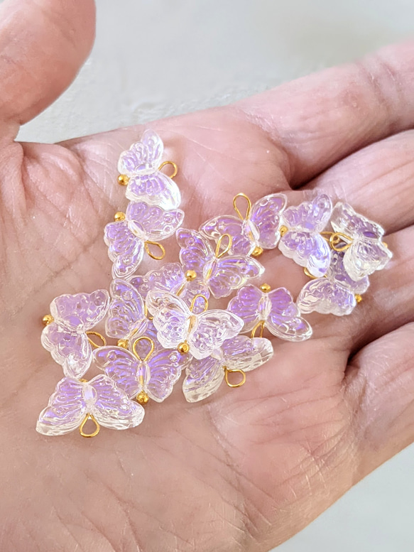 オーロラ 蝶 チャーム カン付き 10個 ちょうちょ パーツ 4枚目の画像