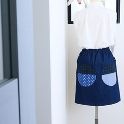 かわいい襟の白シャツ☆青のクルミボタン 9枚目の画像