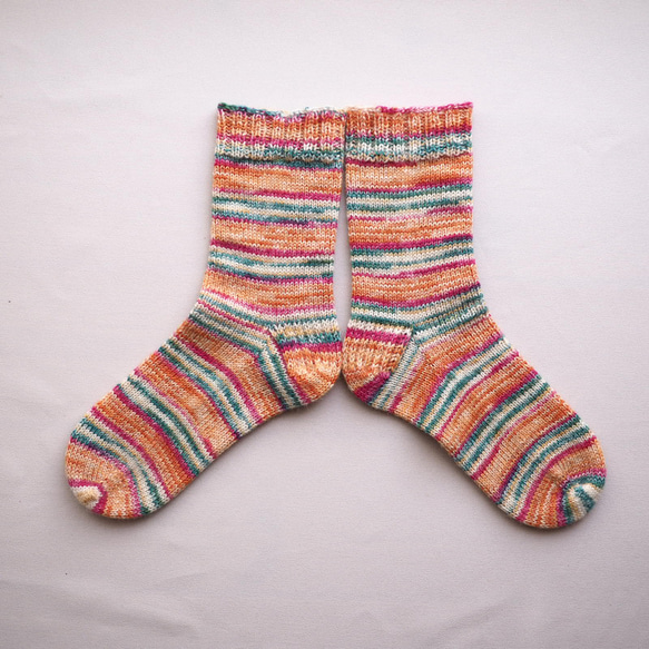 手編みの靴下 2枚目の画像