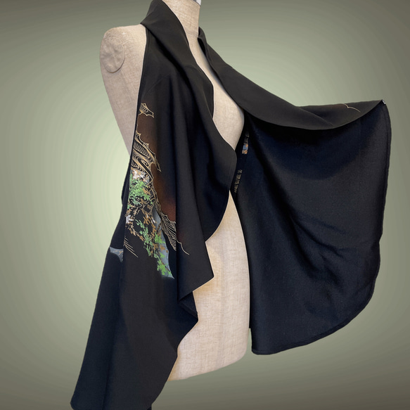 黒留袖 ラウンド変型ジレ 着物リメイク カーディガン ドレープカーディガン和柄 フリーサイズ J6304 6枚目の画像