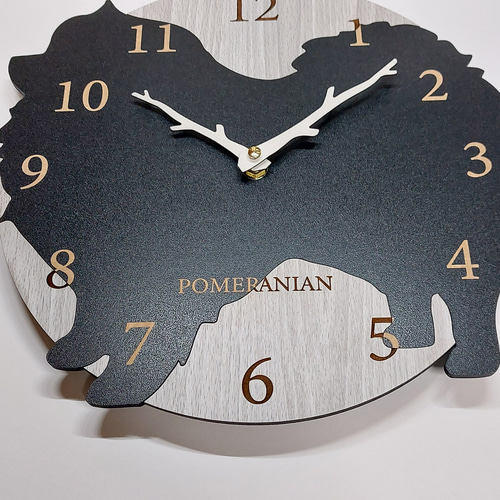 木とワンちゃん　はみ出しワンちゃん　壁掛け時計　2点セット Amazon.co.jp: はみだしワンちゃん 壁掛け時計 ゴールデン