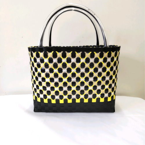 ppバンド、プラカゴ、かごバッグ、 黒に黄色とベージュ かごバッグ