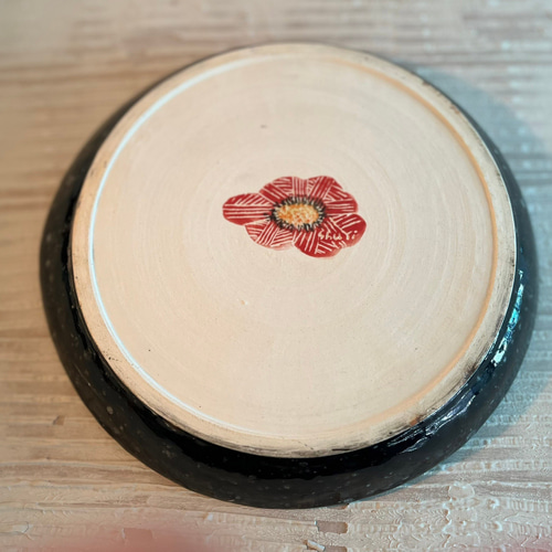 幻想的な赤い花と緑の葉の陶器皿_陶器のディナープレート 大皿 ShuYi陶