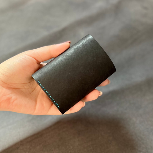 ギボシでとめる三つ折り財布 【ブラック×ターコイズ】 ミニ財布 ギボシでとめる三つ折り財布 【ブラック×ターコイズ】 ミニ財布