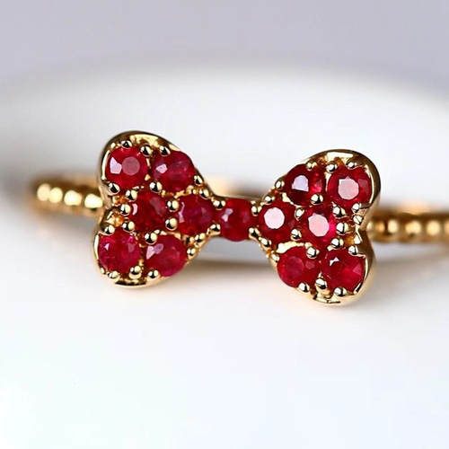 美品　天然ルビー　K18 YG リング ギフト」K18 天然ルビー リング 純愛 女性 女王 計0.5ct 指輪
