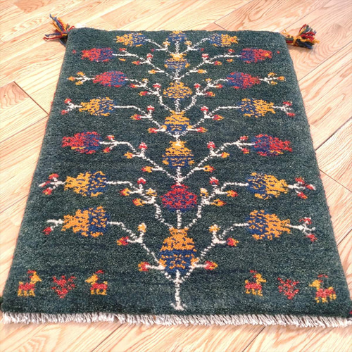 ペルシャ　ギャッベ 玄関　85×57 緑　ザクロの木 ペルシャ ギャッベ 玄関 85×57 緑 ザクロの木 ペルシャ ギャッベ 玄関