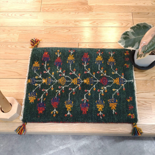 ペルシャ　ギャッベ 玄関　85×57 緑　ザクロの木 ペルシャ ギャッベ 玄関マット ラグ 85x57㎝ 緑色 ザクロの木 RJ14918