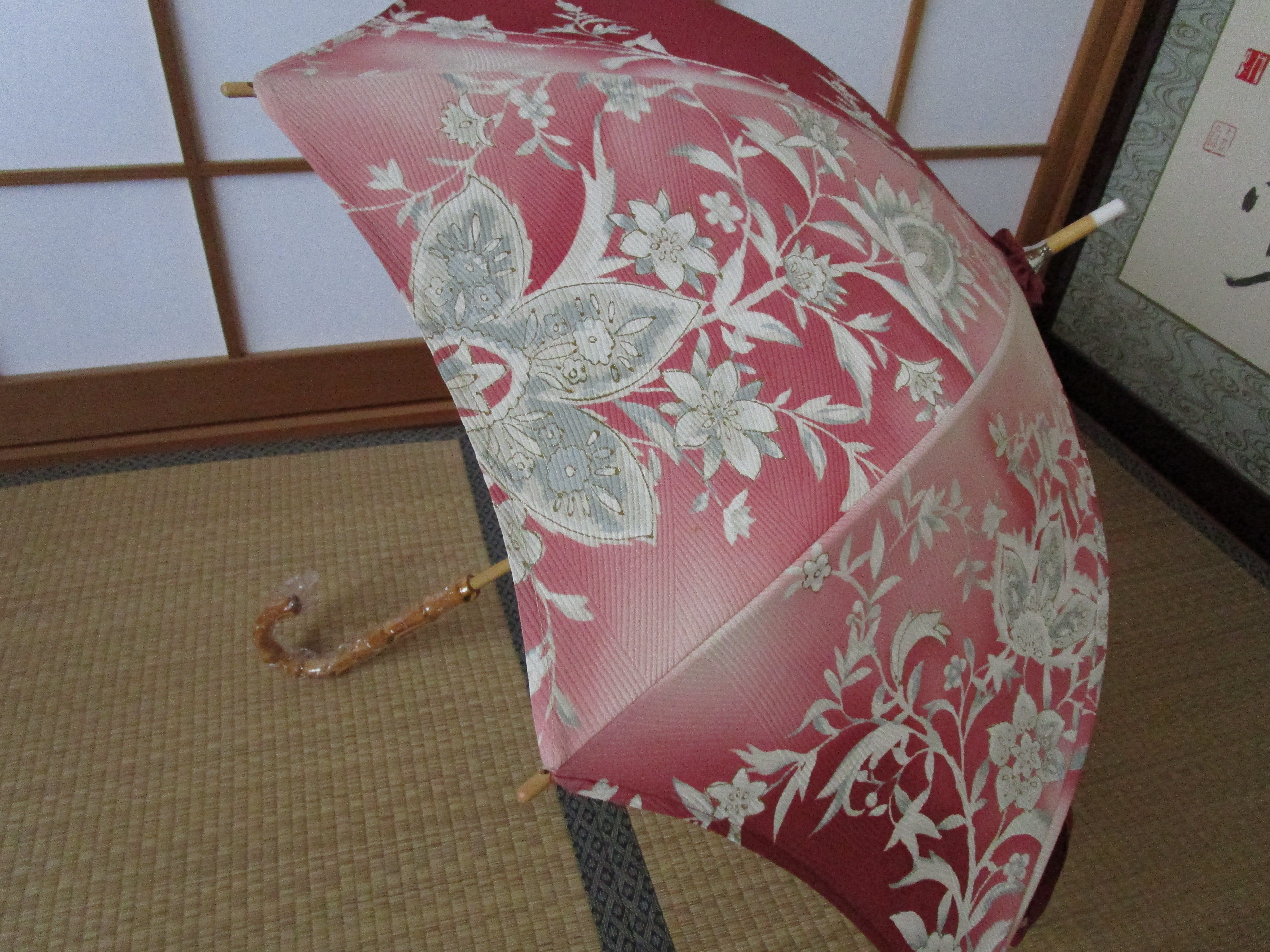 ＊ぼかし・唐花模様の日傘（傘袋付き）