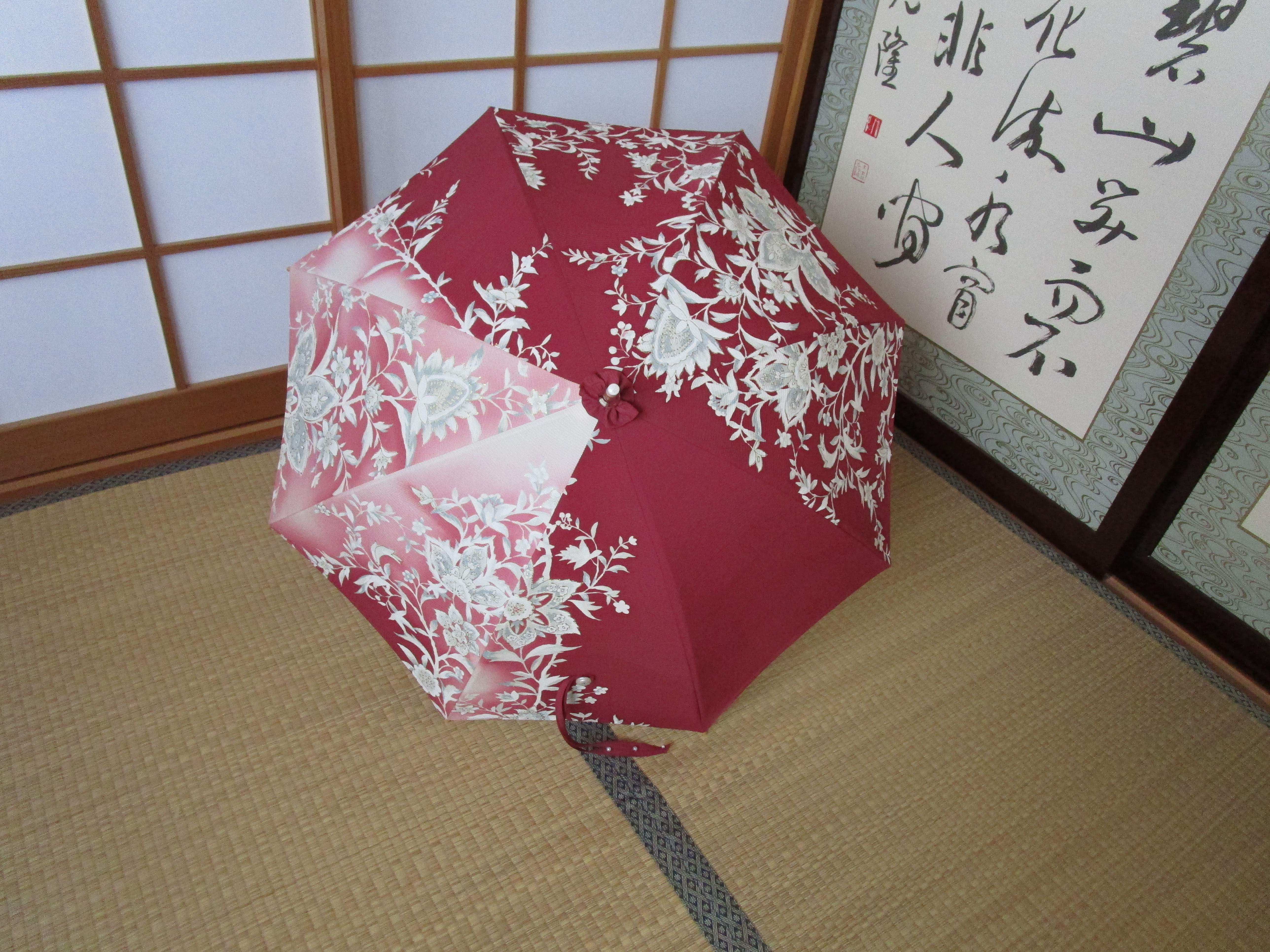 ＊ぼかし・唐花模様の日傘（傘袋付き）