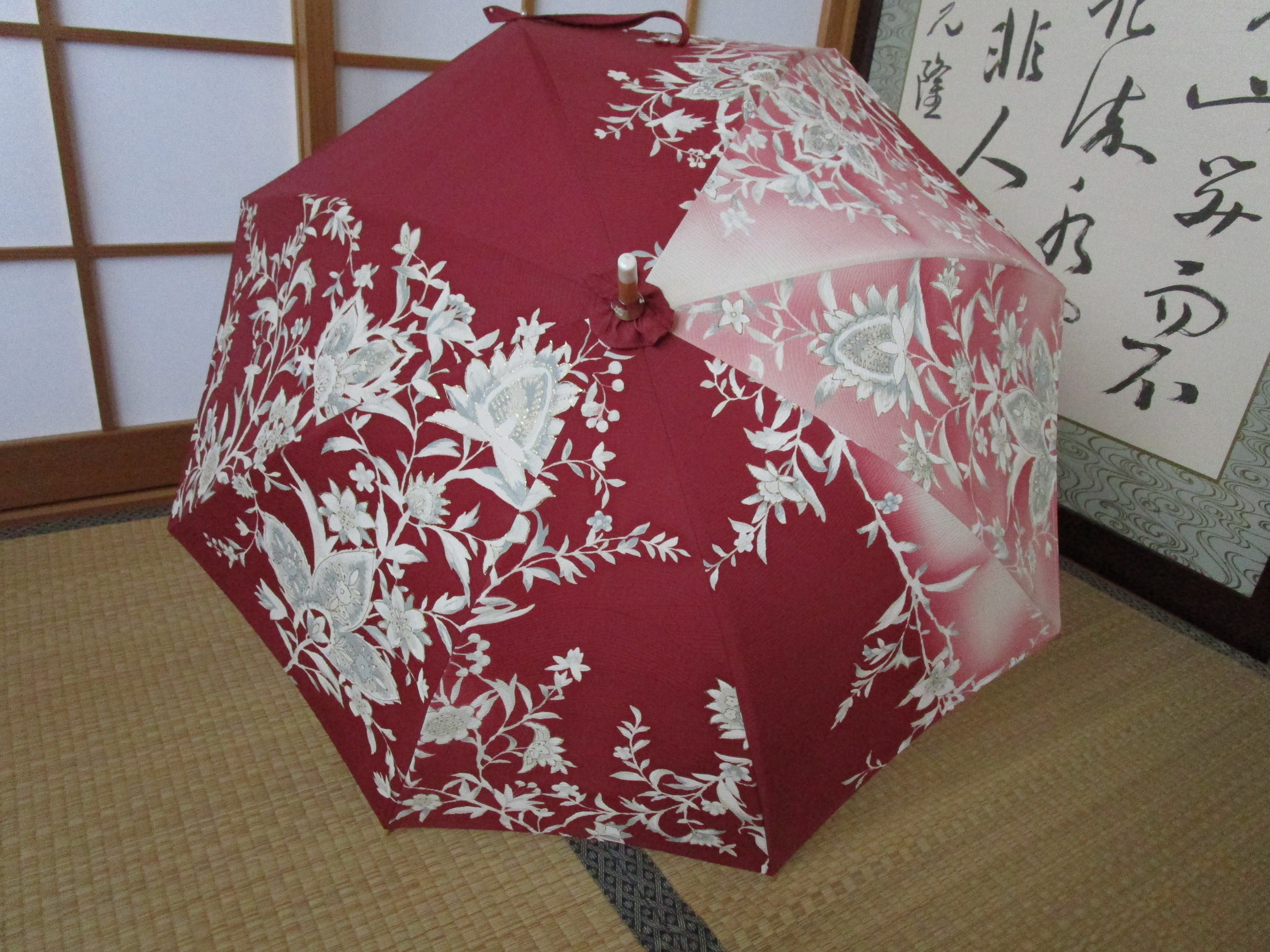 ＊ぼかし・唐花模様の日傘（傘袋付き）