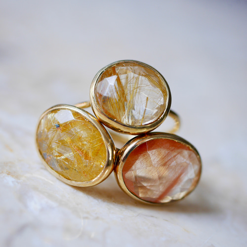 ルチルクォーツ　キャッツアイ　ゴールドルチル　ルチルのデザインリング　ルチル指輪 ルチルクォーツキャッツアイゴールドルチルルチルのデザインリング