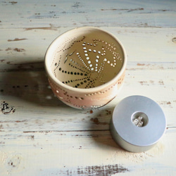 電池式LED陶器ランプシェード『富士に初日の出』は通販やす波窯の手作り作品です 6枚目の画像