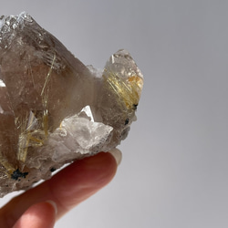 ブラジル産 Rutilated Quartz【ルチルクォーツ 原石】鉱物 天然石 自立 針金入り水晶 14枚目の画像