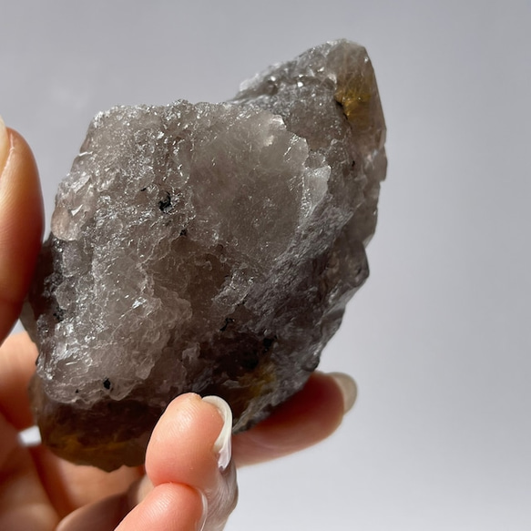 ブラジル産 Rutilated Quartz【ルチルクォーツ 原石】鉱物 天然石 自立 針金入り水晶 10枚目の画像