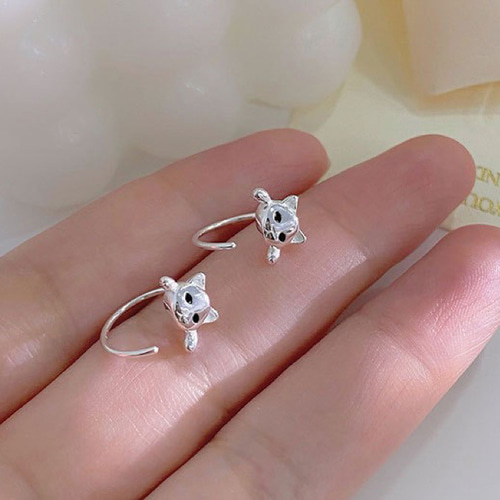 シルバー925 かわいい ネコ フック ピアス つけっぱなし ピアス 金屬