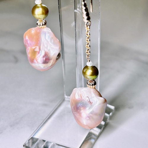 バロック オイスター パール 大粒 14kgfグリッターフックピアス